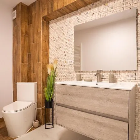 Opal Apartment *