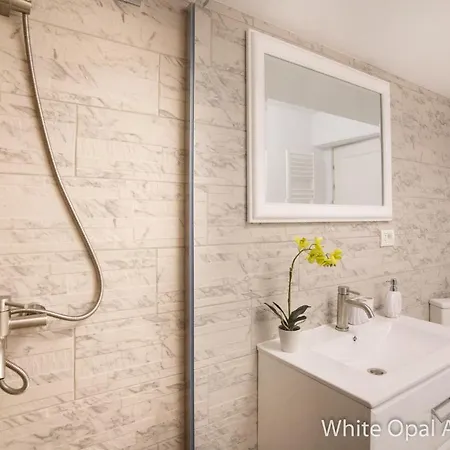 Apartment Opal *